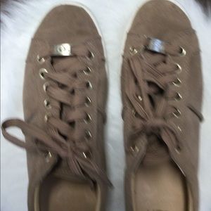 UGG brown suede lace up sneakers size 6.5